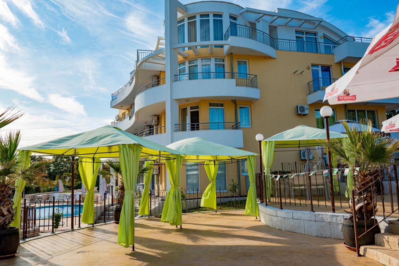 Menada Sunset Kosharitsa Apartments Bagian luar foto